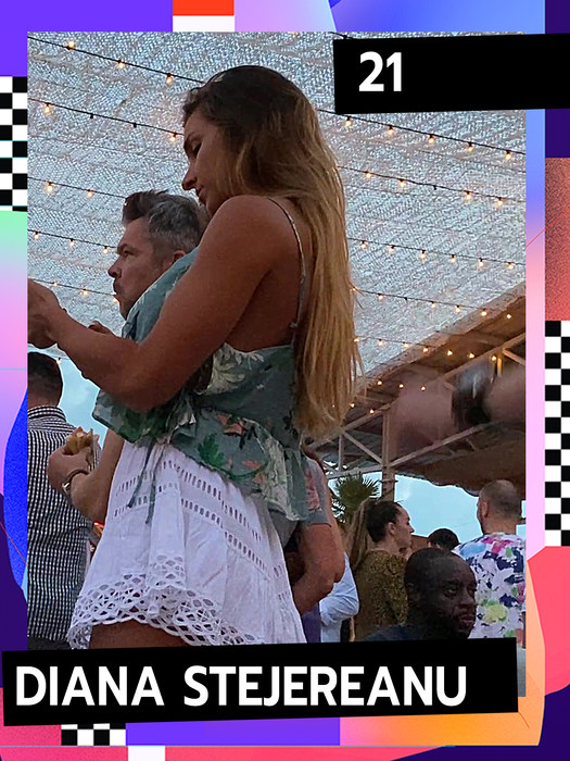 Au arătat tot! Top sexy-vedete în cei mai “obraznici” pantaloni scurți
