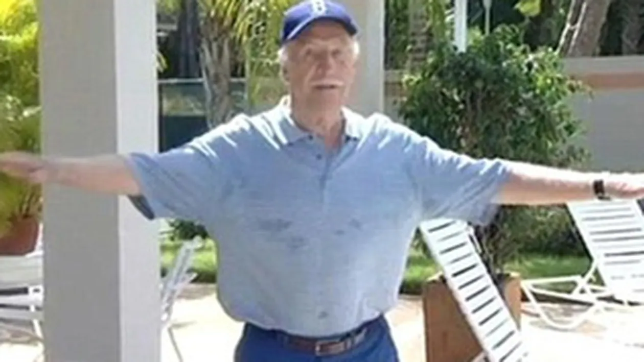 Ce tumbe face la 82 de ani!