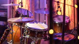 (P) Află ce trebuie să știi înainte de a contracta o formație live