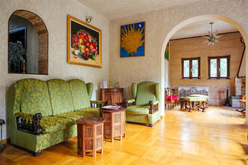 Sursa: romania.directbooking.ro