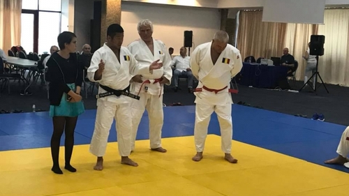 Veteranii și campionii judoului românesc, prezenți la deschiderea Stagiului Național al Arbitrilor și Antrenorilor de Judo! FOTO