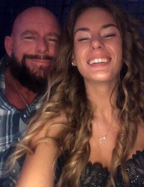 Răsturnare de situaţie în cazul morţii lui Alexis Sharkey, influencerița găsită fără suflare pe marginea unui drum