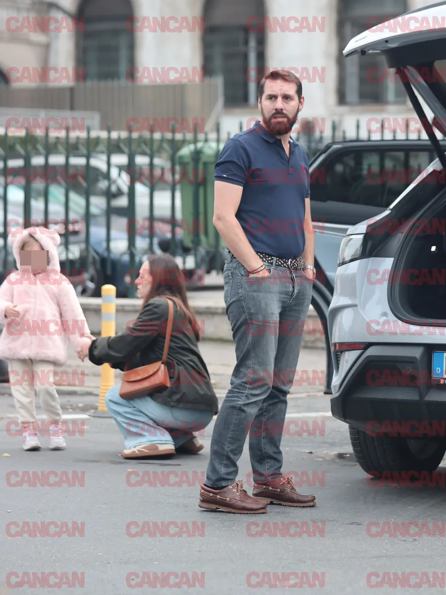 Principele Nicolae, împreună cu familia