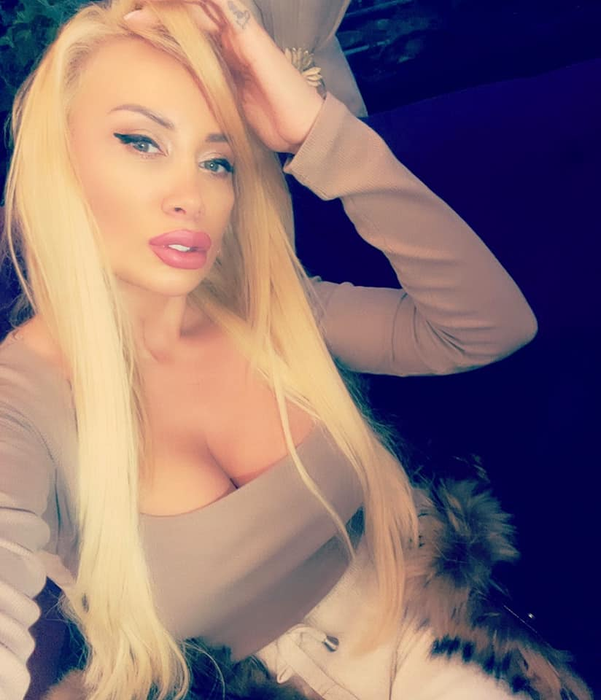 Simona Trașcă suferă pe lângă mama ei