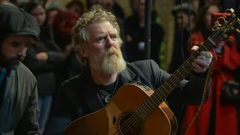 Glen Hansard a murit într-un accident de mașină. Muzicianul și câștigătorul unui premiu Oscar avea 56 de ani