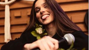 Theo Rose și-a schimbat tariful pentru 2024 din momentul în care a devenit mămică. Câți bani cere artista pentru un concert de 60 de minute