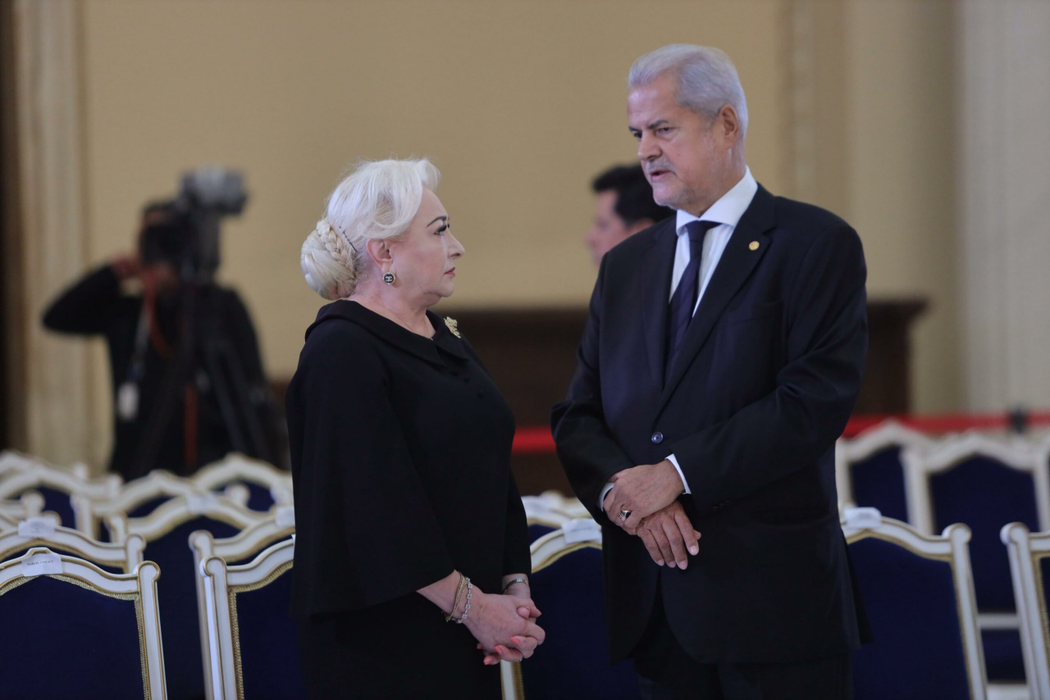 Cât a costat înmormântarea lui Ion Iliescu? 7.000 euro dintr-un foc doar pe sicriu și dric