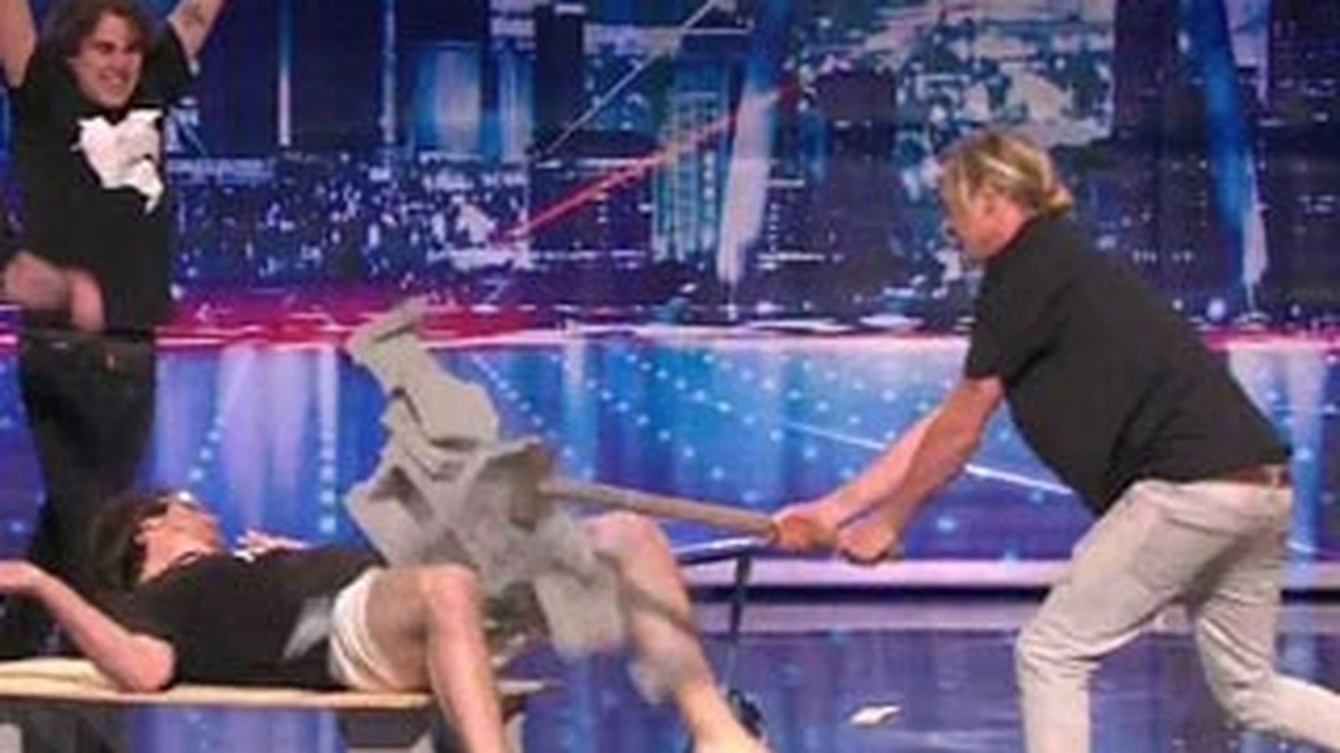 Americanul cu “bilute” de fier