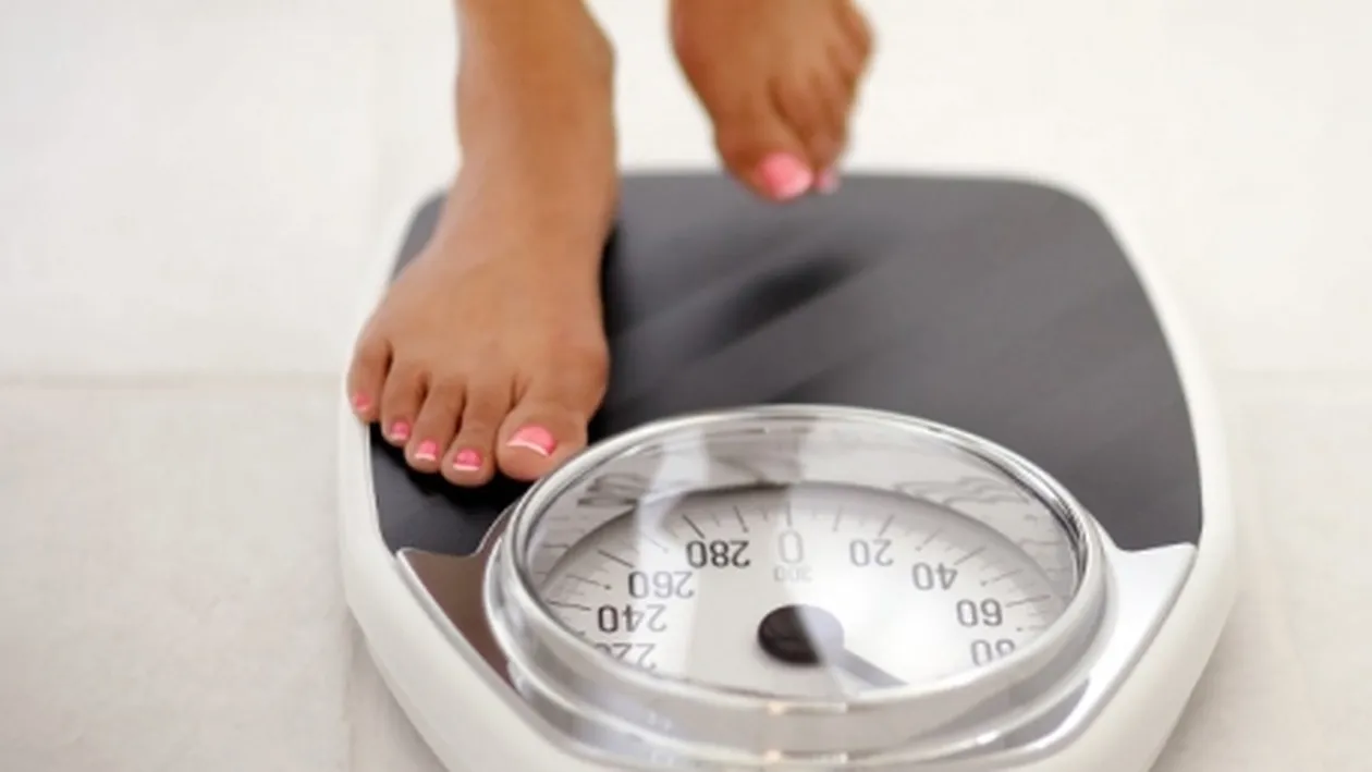 Tabelul are îți arată câte kilograme trebuie să ai în funcție de vârstă și înălțime