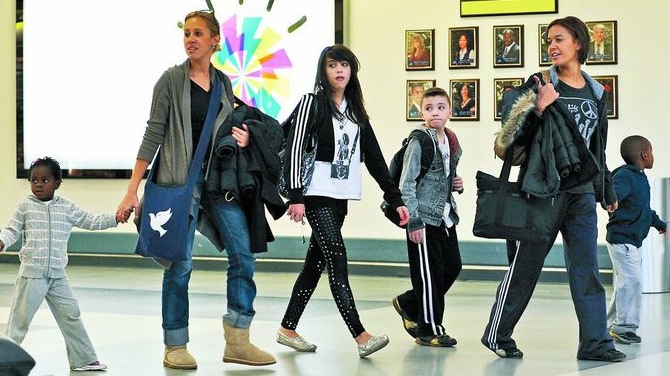 Madonna isi vede odraslele cu programare