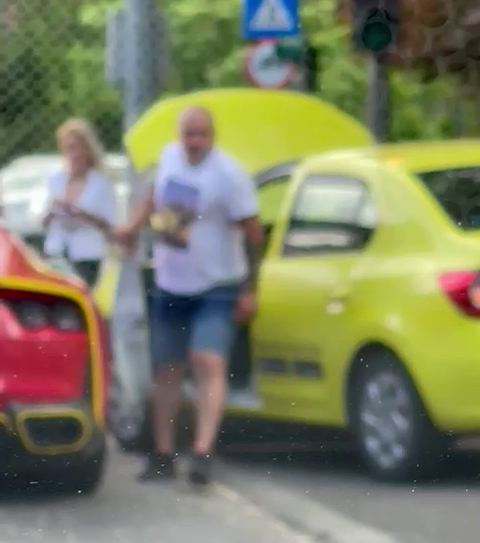 Dan Nicorescu a rămas din nou în pană cu superbul Ferrari pe care a plătit 450.000 de euro