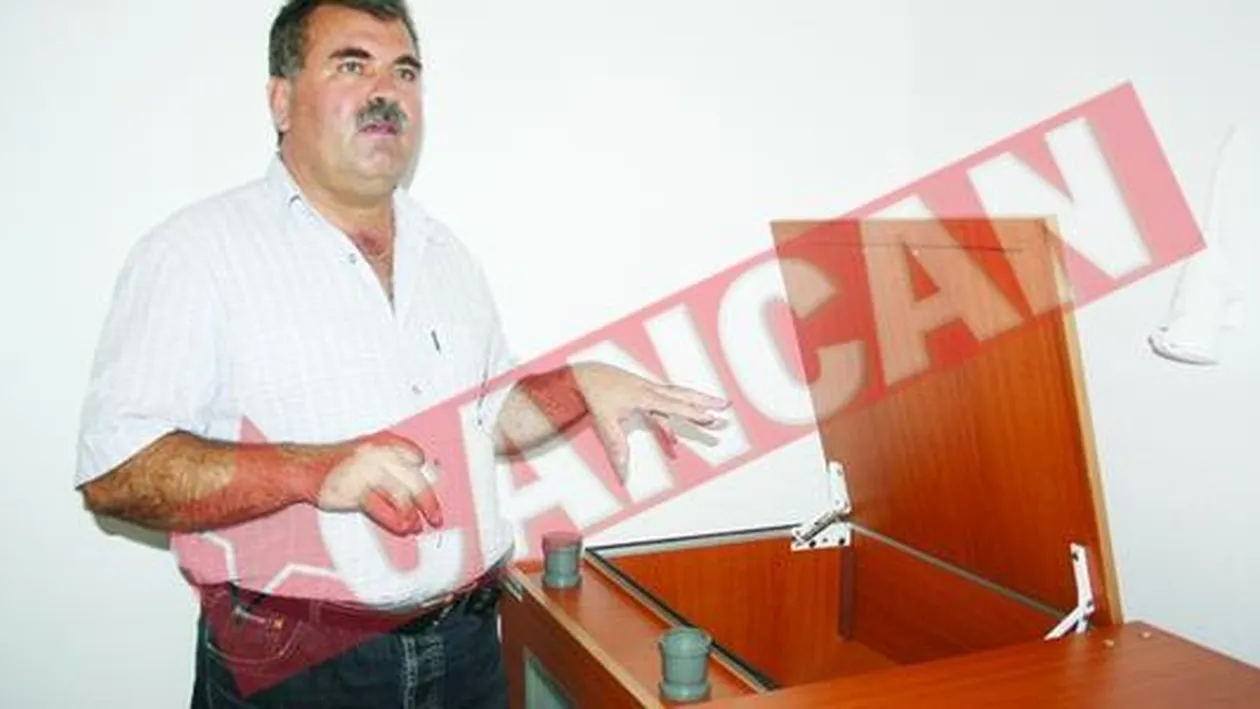 Un fost sef de vama curata pernele galatenilor