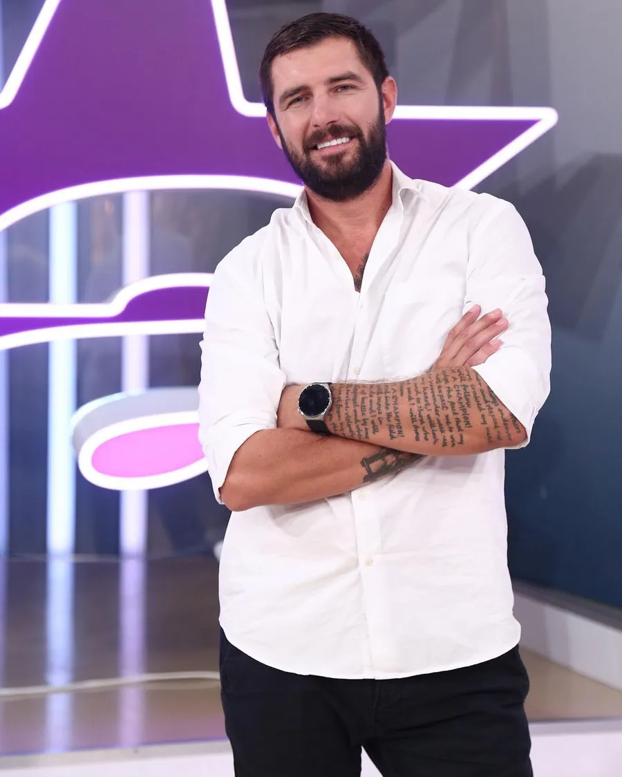 Cătălin Cazacu: "Noi nu pozăm în altceva decât suntem, nu vrem să părem familia și nici cuplul perfect"/ (Sursa: Instagram)