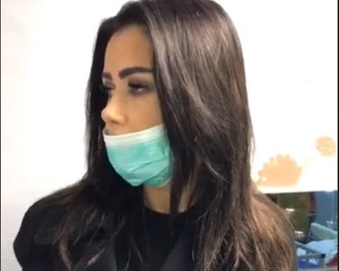 Oana Zăvoranu a împărţit cadouri copiilor bolnavi de cancer! A început să plângă când a ajuns la spital şi a stat de vorbă cu micuţii