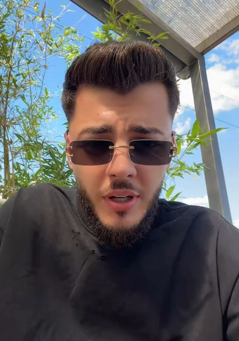 Emre Munir spune ca nu a fost intretinut de Andreea BLD