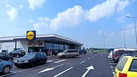 Ce amendă a primit Robert, pentru că și-a lăsat mașina 80 de minute în parcarea unui supermarket LIDL