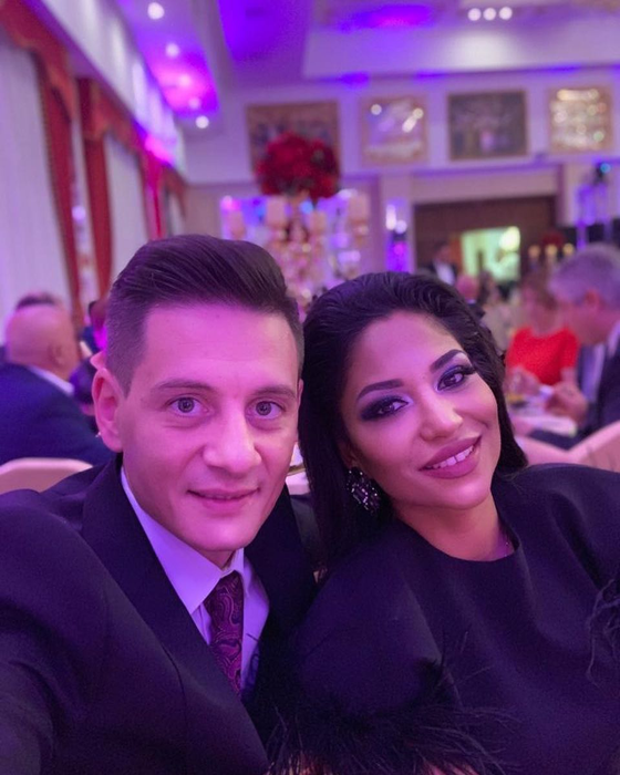 Prezentatoarea TV Ameri Nasrin s-a căsătorit civil! Rochia pe care a purtat-o la eveniment a atras toate privirile
