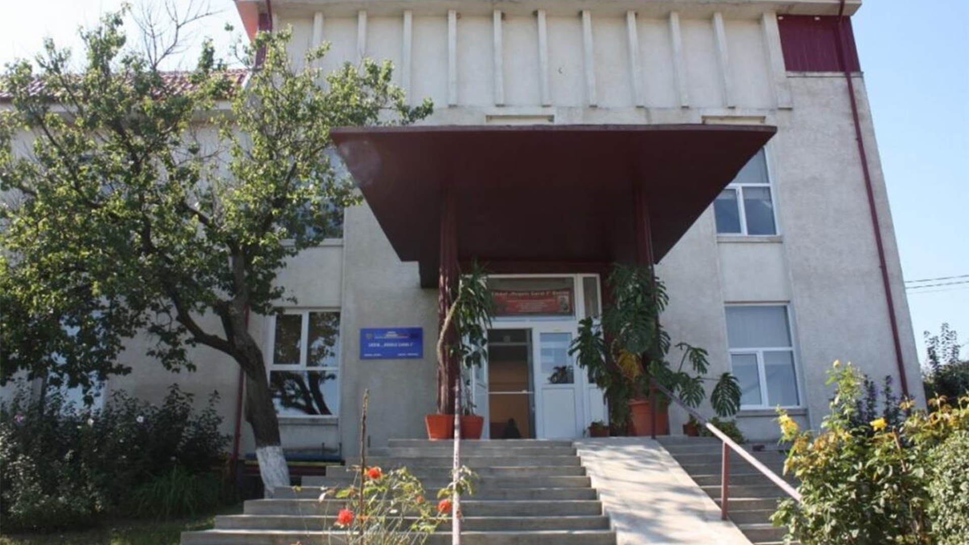 Caz bizar în Constanța | Doar 18 elevi de la Liceul "Regele Carol I" din Ostrov s-au prezentat la BAC. Câți au promovat