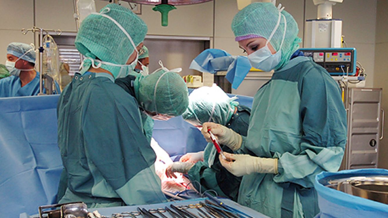 Varsta de pensionare a asistentilor medicali generalisti, moaselor si asistentilor medicali se modifica!