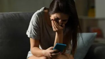 Crezând că și-a găsit jumătatea, o româncă de 24 de ani s-a cuplat cu un bărbat din Egipt. Mare greșeală! Ce i-a făcut egipteanul, când l-a anunțat că-l părăsește