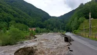 O femeie din Hunedoara a murit după ce a fost luată de viitură