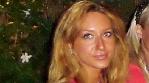 Cura de detoxifiere intensa dupa divort! Ce isi pune pe rani Ioana Dichiseanu si cine o consoleaza dupa despartirea de grec