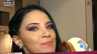 VIDEO Adelina Pestritu a uitat de dieta! Uite cum infuleca un ecler!