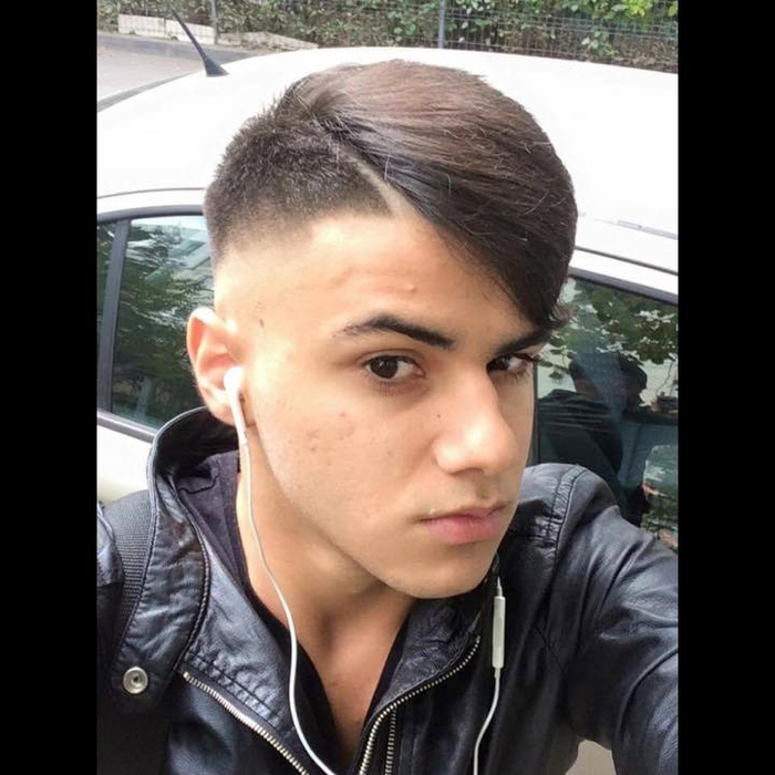 El este tânărul din Ploiești care și-a filmat iubita în timp ce o măcelărește. Ce a pățit azi-noapte agresorul