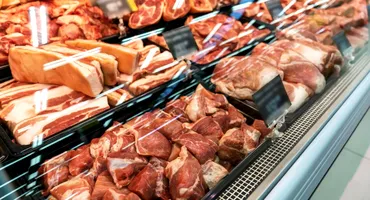 Se scumpesc alimentele! Cât va costa 1 kg de carne de porc