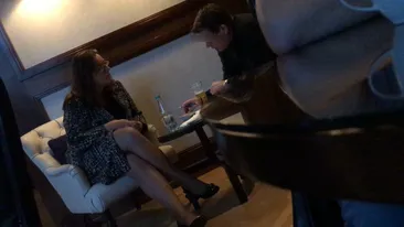 EXCLUSIV! Ea este femeia care a provocat cel mai mare scandal al anului! Şefa pensiilor de la NN, întâlnire la Radisson după ce a băgat în panică milioane de români