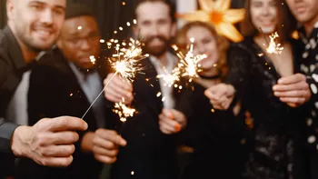 Cele mai amuzante mesaje de Anul Nou! Trimite-le de Revelion și vei aduce zâmbete garantat