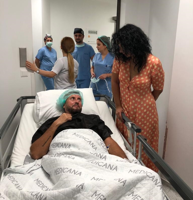 Cătălin Botezatu, cu puțin timp înainte de a intra în sala de operații