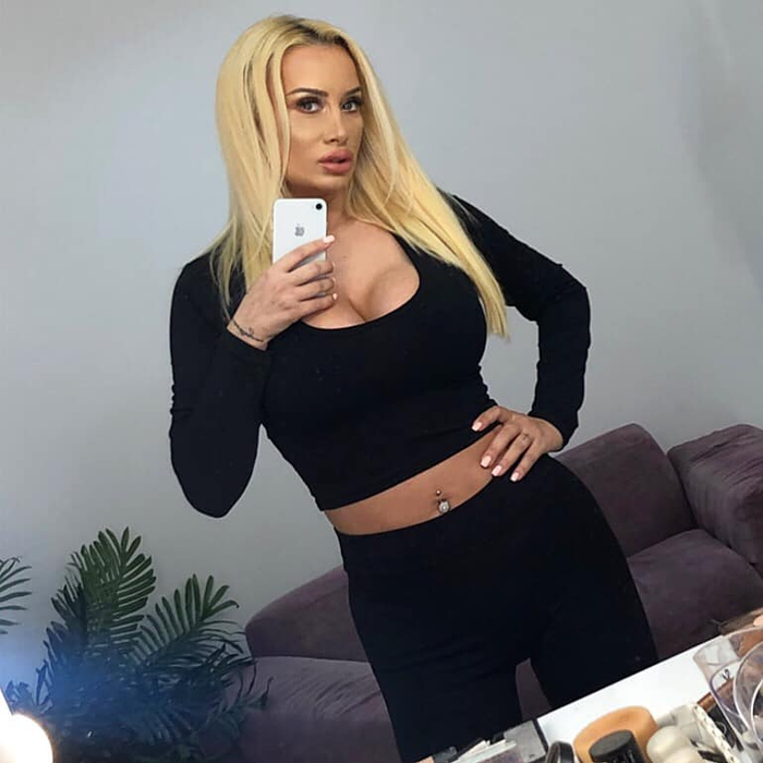 Simona Trașcă a mărturisit totul! Blondina este dependentă de… ”N-am ieșit din casă vreo trei, patru zile”
