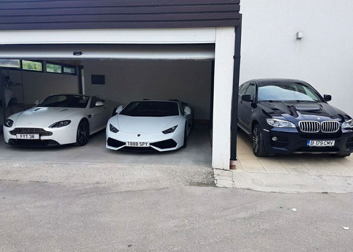 În România, Tristan Tate deține mai mulți bolizi de lux