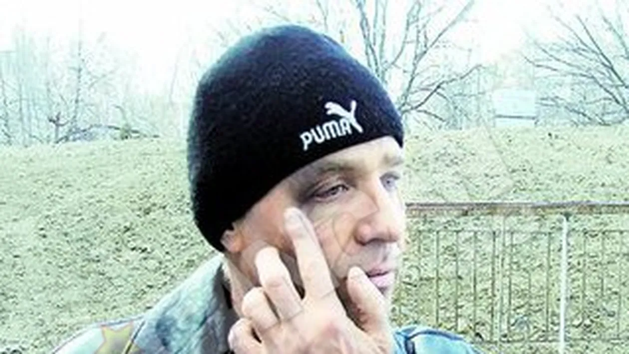 Un galatean spune ca jandarmii i-au dat pumni in cap. Batut pentru ca a facut pipi pe strada