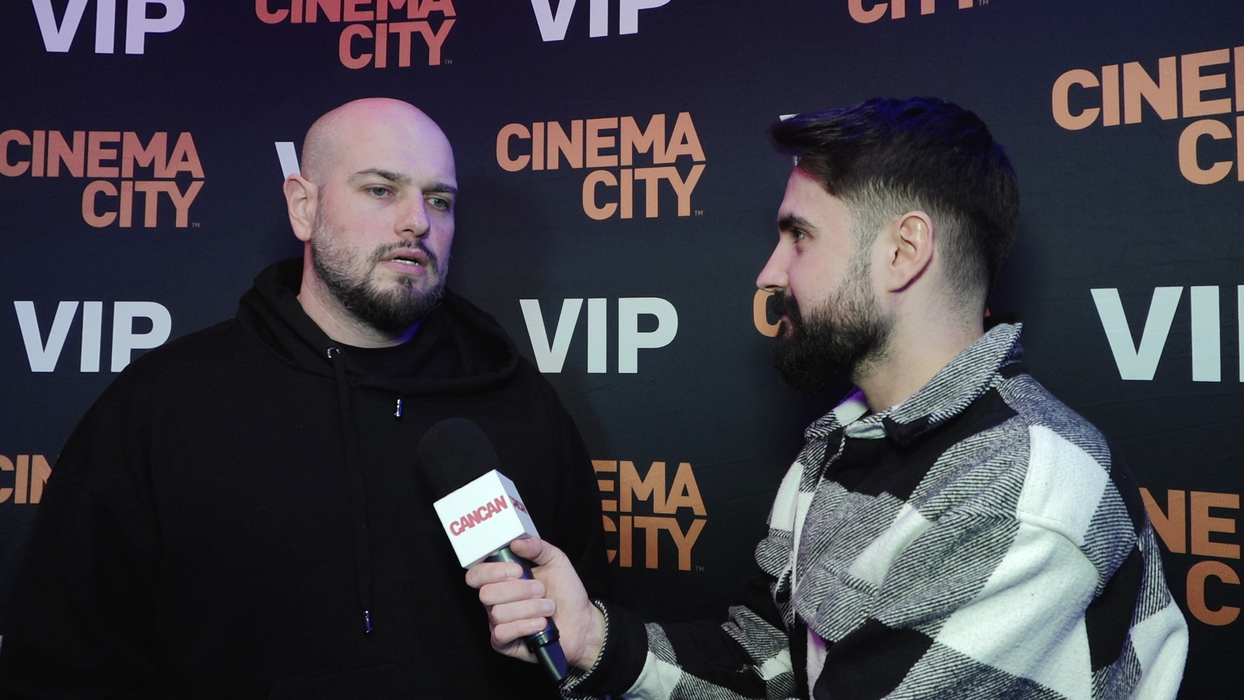 BRomania: "Cred că ce facem noi e să ne distrăm și asta se și simte. Noi facem filme la care ne distrăm și facem filme la care râdem noi. E subiectiv, eu încerc să fac filme cât mai distractive care dau dovadă de escapism, să te duci o oră și jumătate să te distrezi!" (Foto: captură video)