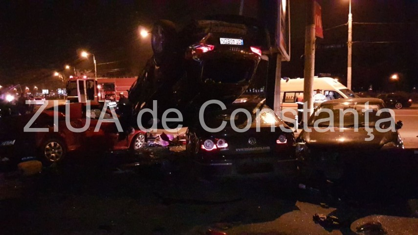 Accident grav în lanţ în Constanţa! 12 maşini au fost avariate