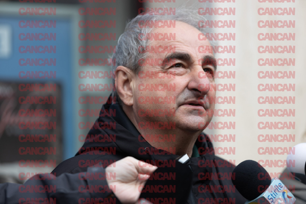 TVR: "Ultima înregistrare a avut loc în studioul 4, marți, 13 decembrie 2022. Nimic nu prevestea ceea ce urma să se întâmple. Ca de obicei, era preocupat să interpreteze textul cât mai bine. Daca se putea...perfect!"