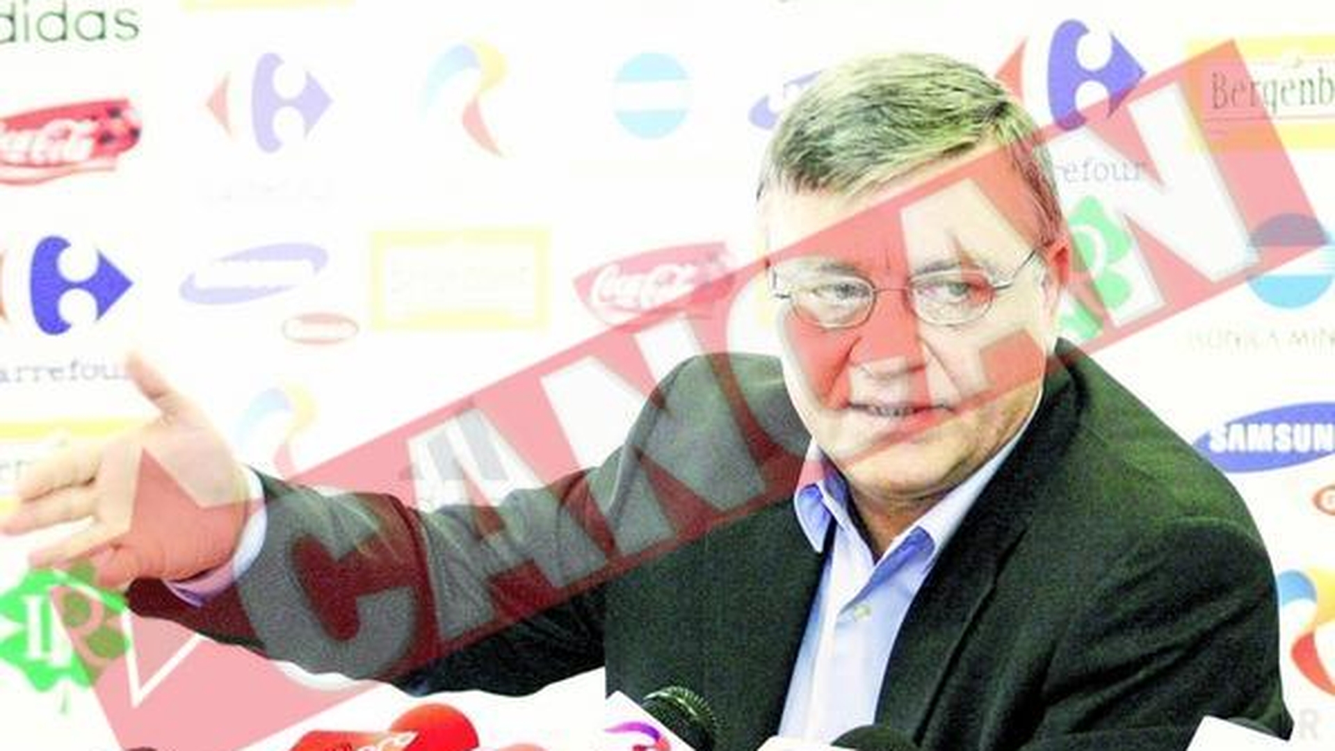 "Mircea Sandu e frustrat, beat de putere si veninos"