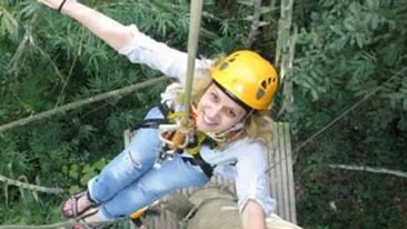 Amaliei Enache nu ii plac vacantele planuite in lux de amanunte: Adesea merg ca sa ma plimb cu bicicleta, sa explorez orase. Nu trebuie sa fi tot timpul cu nasul in harta