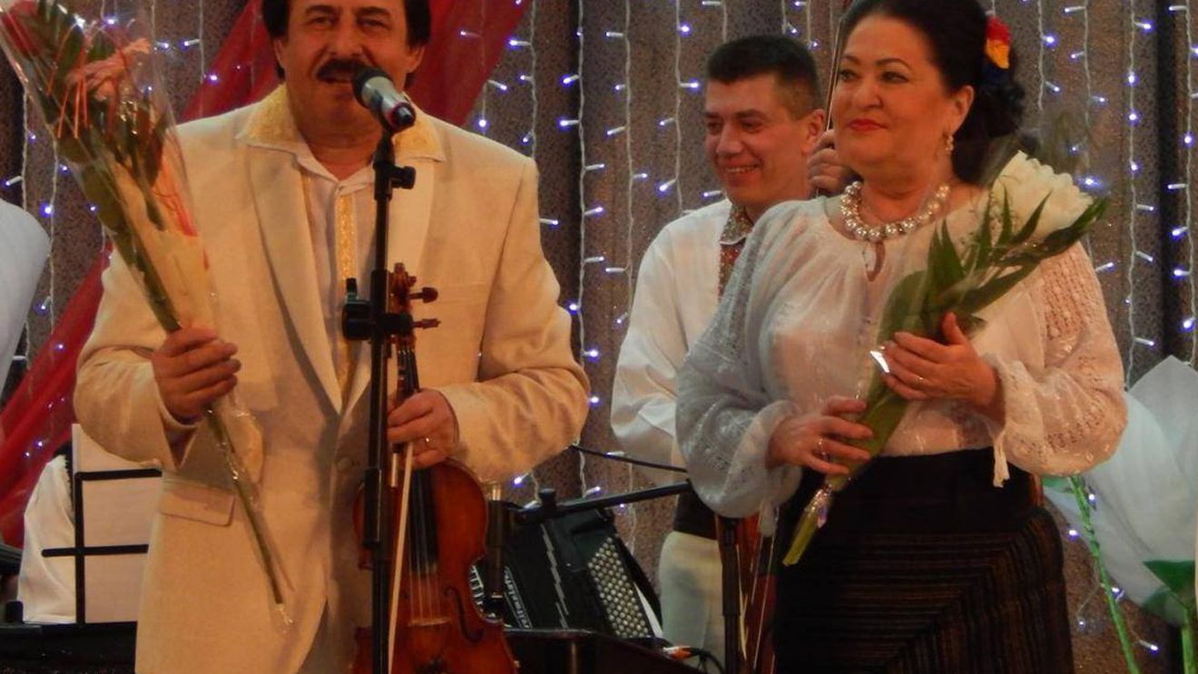 NICOLAE BOTGROS şi LIDIA BEJENARU au o familie fericită! Cum s-au cunoscut cei doi artişti