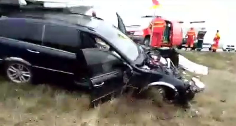Accident teribil în judeţul Olt. Şoferul a murit pe loc