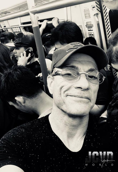 Adevărul despre bătăile pe care celebrul Jean-Claude Van Damme le-a luat în București! Codin Maticiuc l-a dat de gol: “Avea două probleme…“