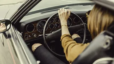 VIDEO | Motivul bizar pentru care o șoferiță a fost oprită de poliție în București