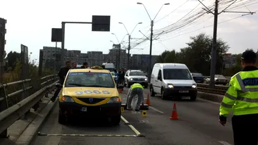Gesturile socante ale mamei criminale! Si-a aruncat bebelusul din taxi, iar apoi a incercat sa-i dea drumul de pe podul Grant! Soferul de taxi a salvat fetita in ultimul moment!