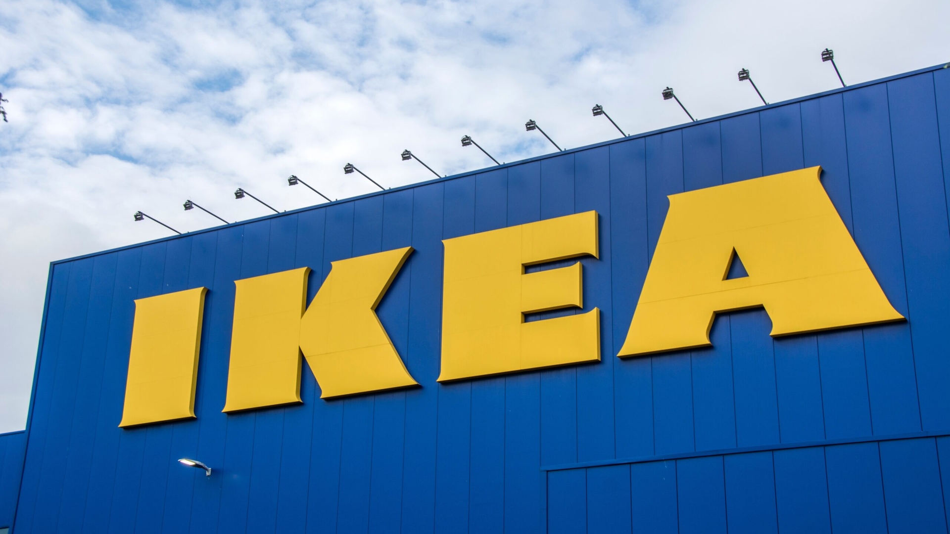 Cum a reușit o angajată să fure marfă în valoare de 130.000 de euro dintr-un magazin IKEA. Nimeni nu și-a dat seama ani la rând