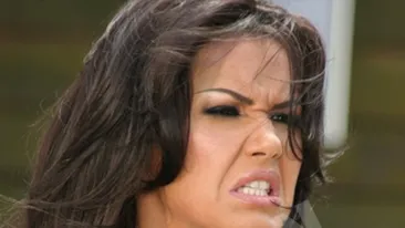 VIDEO Oana Zavoranu o face praf pe mama ei: Esti o ordinara si daca ma dezmostenesti iti semnezi sentinta la moarte