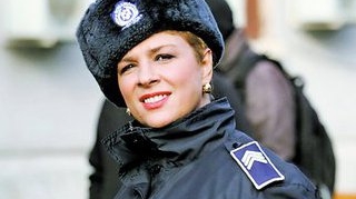 Politista Teo se marita la serviciu! Face nunta tematica la Studiourile Buftea! Vezi cand va avea loc petrecerea!