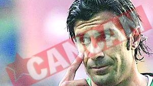 O pisica neagra ii face zile fripte lui Figo