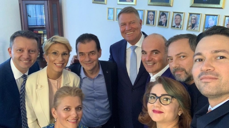 Klaus Iohannis s-a întâlnit astăzi cu liderii PNL: ”Pregătim depunerea candidaturii”